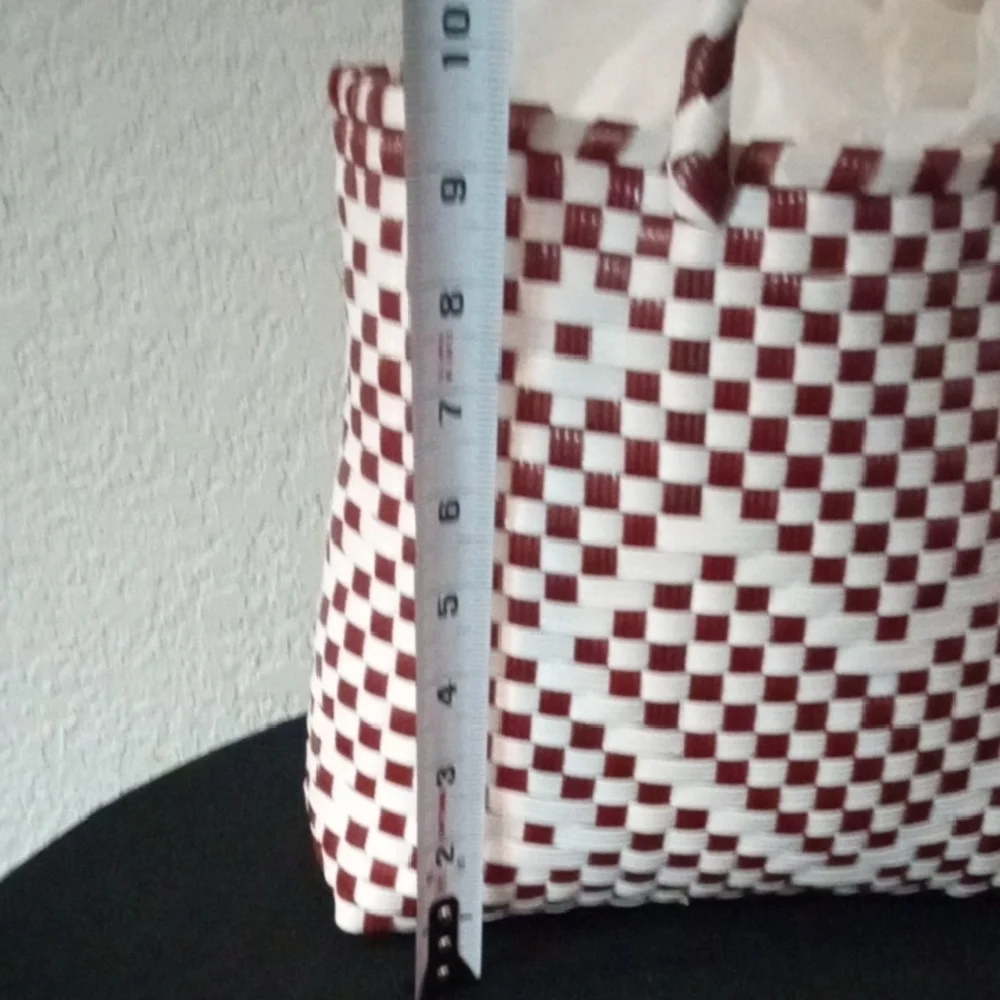 Handmade Mexican Bolsa Tejida Woven Plastic Tote Bag Terracotta White Open
